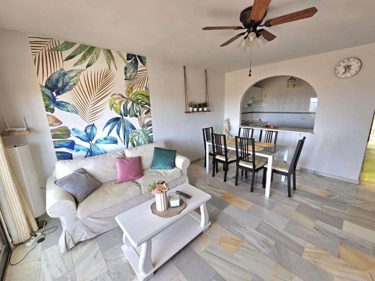 Apartamento Sea View Celeste Costa Del Sol Playa Chapparal La Cala De Mijas Exterior foto